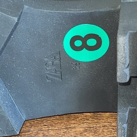 Zara Iconic Lug Heel Knee High Leather Boots Sz. 8 - Picture 11 of 16